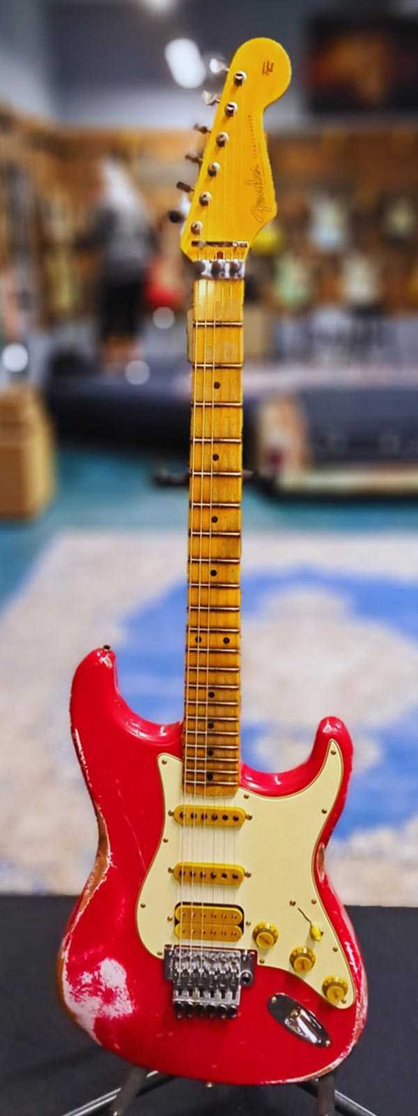 WildCat Exclusive Fender Custom Shop Alley Cat Strat “Modern” Torino Red R130895