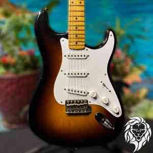 Fender Custom Shop 1954 LTD 70th Strat Journeyman Relic 2 Tone Sunburst XN4530